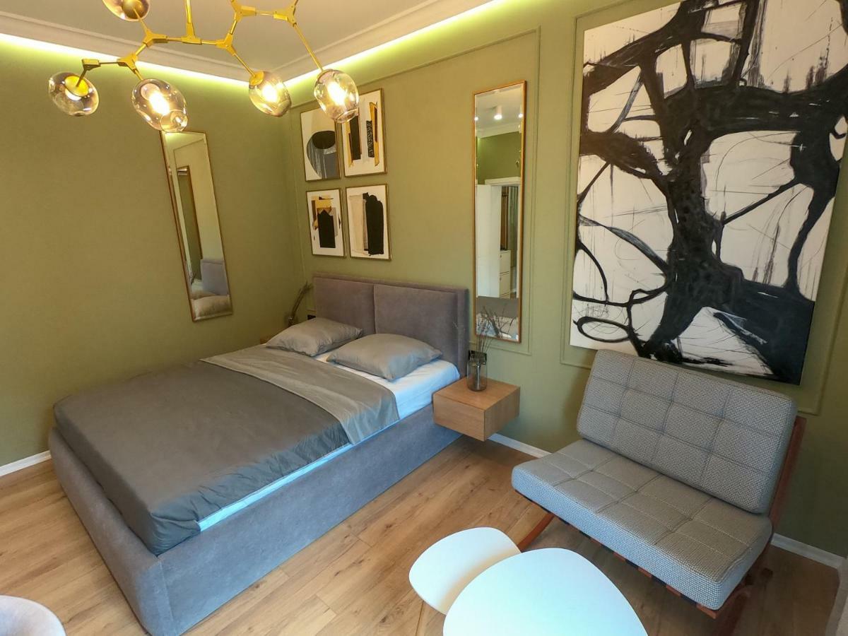Roza'S Studio Tirana Center Ngoại thất bức ảnh