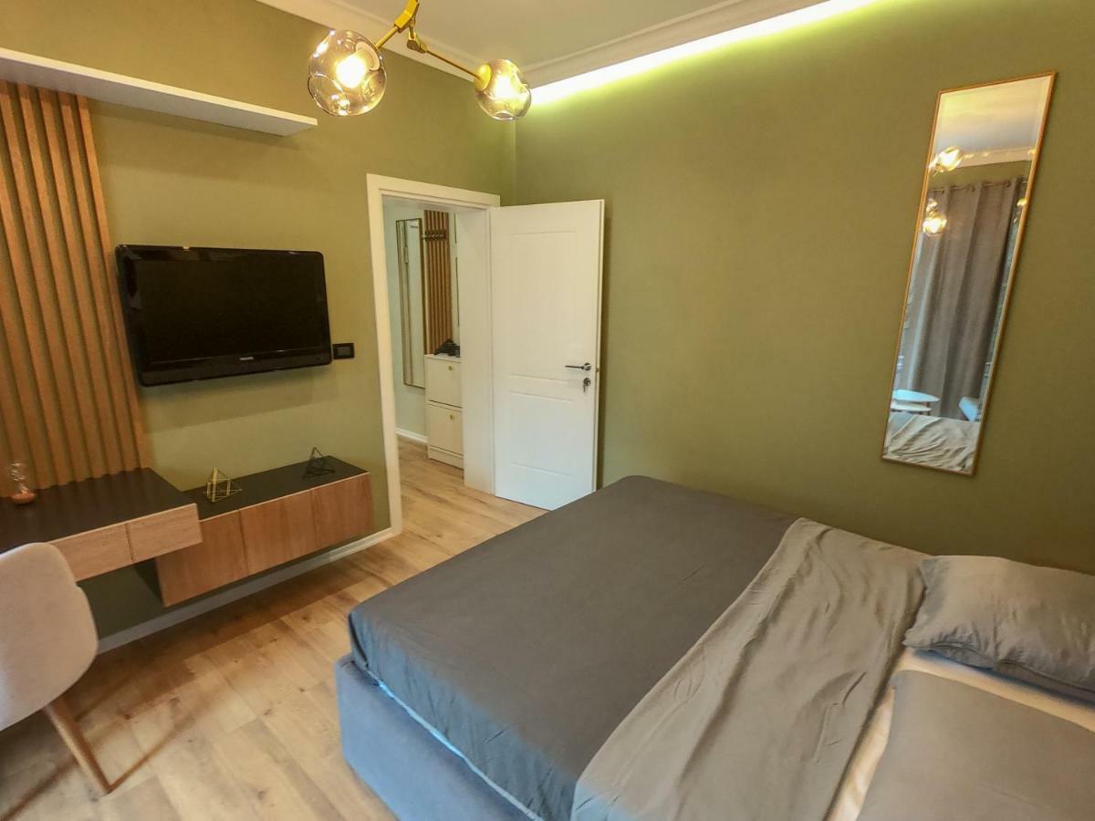Roza'S Studio Tirana Center Ngoại thất bức ảnh